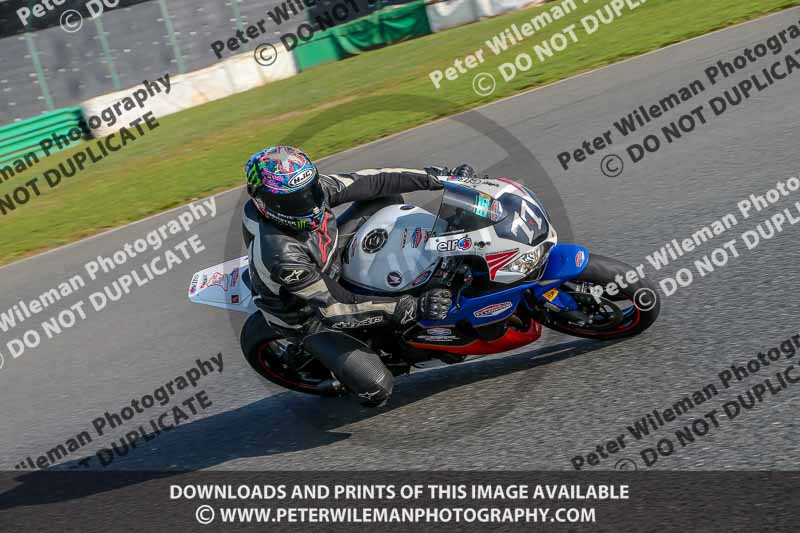 PJM Wedding Photography;enduro digital images;event digital images;eventdigitalimages;mallory park;mallory park photographs;mallory park trackday;mallory park trackday photographs;no limits trackdays;peter wileman photography;racing digital images;trackday digital images;trackday photos